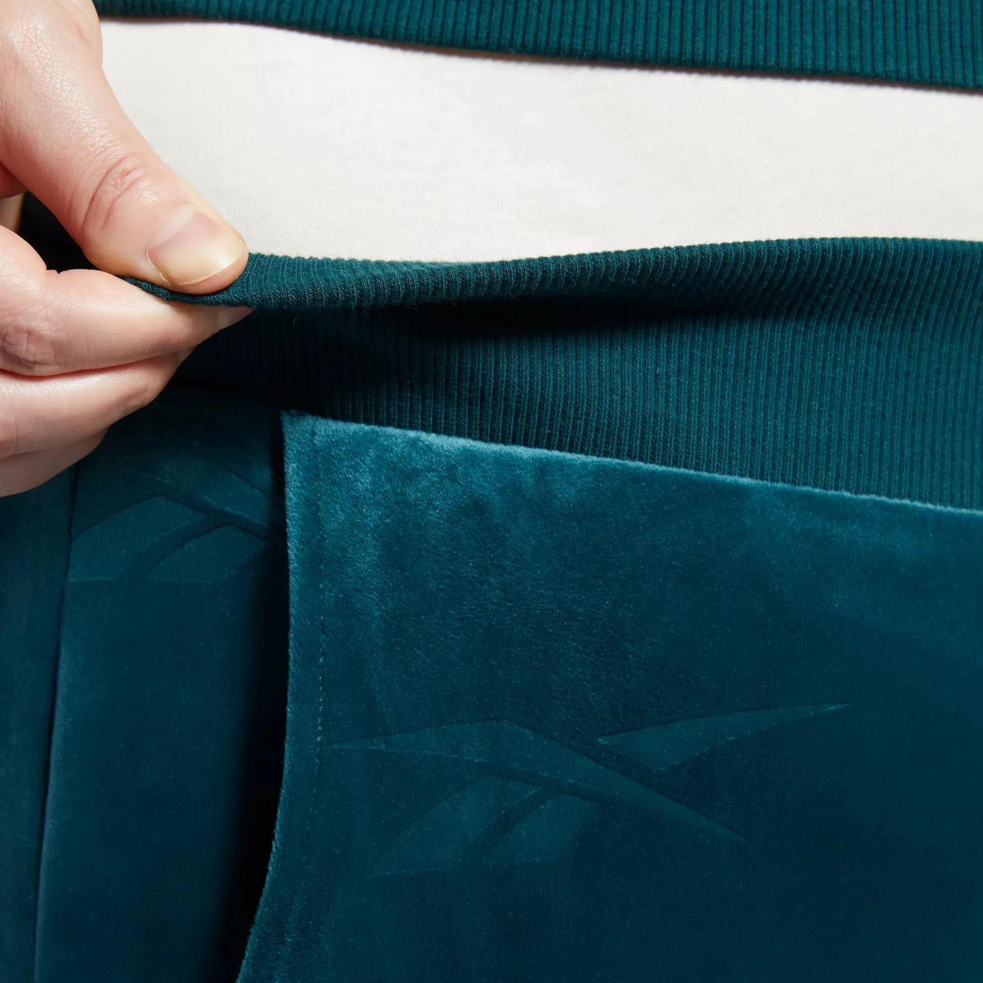 Pants & Sweatpants|Reebok Pants & Sweatpants Classics Energy Q4 Velour Pants (Plus Size)