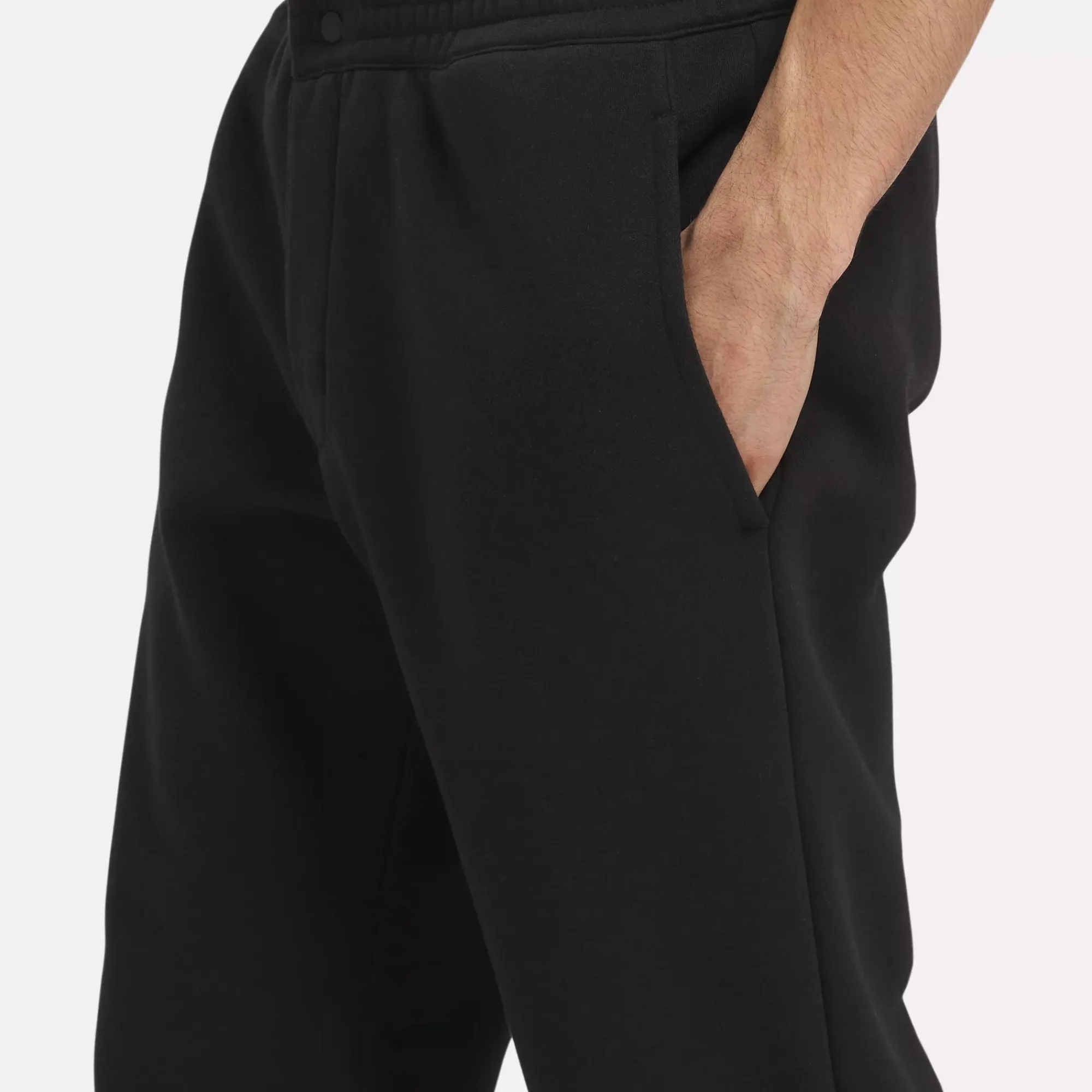 Pants & Sweatpants|Reebok Pants & Sweatpants Classics Wardrobe Essentials Fleece Pants