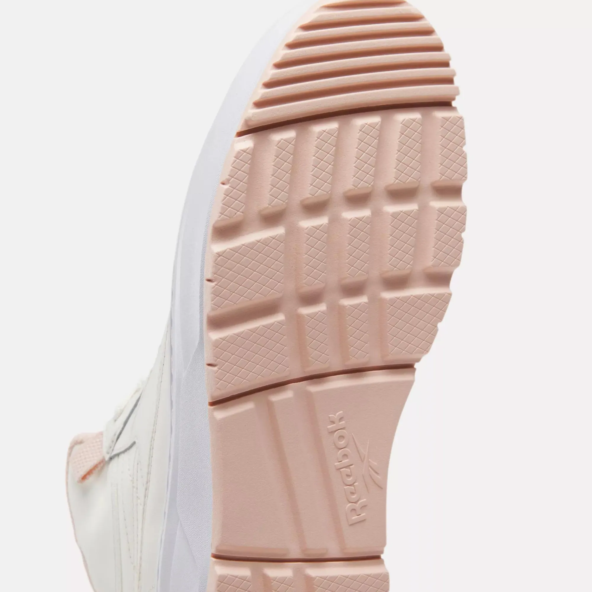 Court|Reebok Court Club C Geo Mid Women'S Shoes