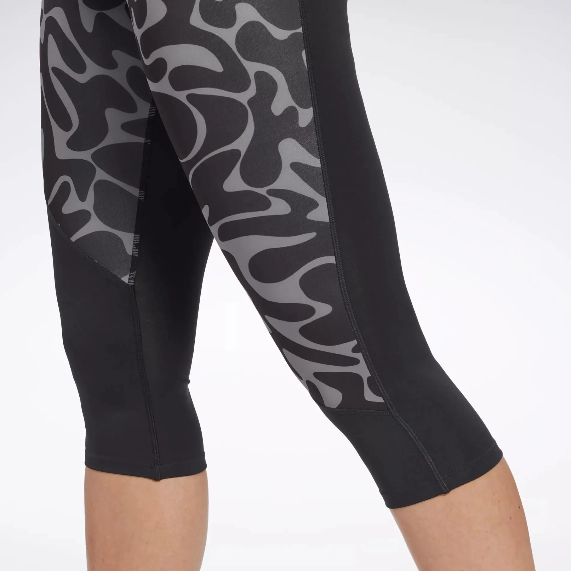 Leggings & Tights|Reebok Leggings & Tights Running Printed Capri Leggings